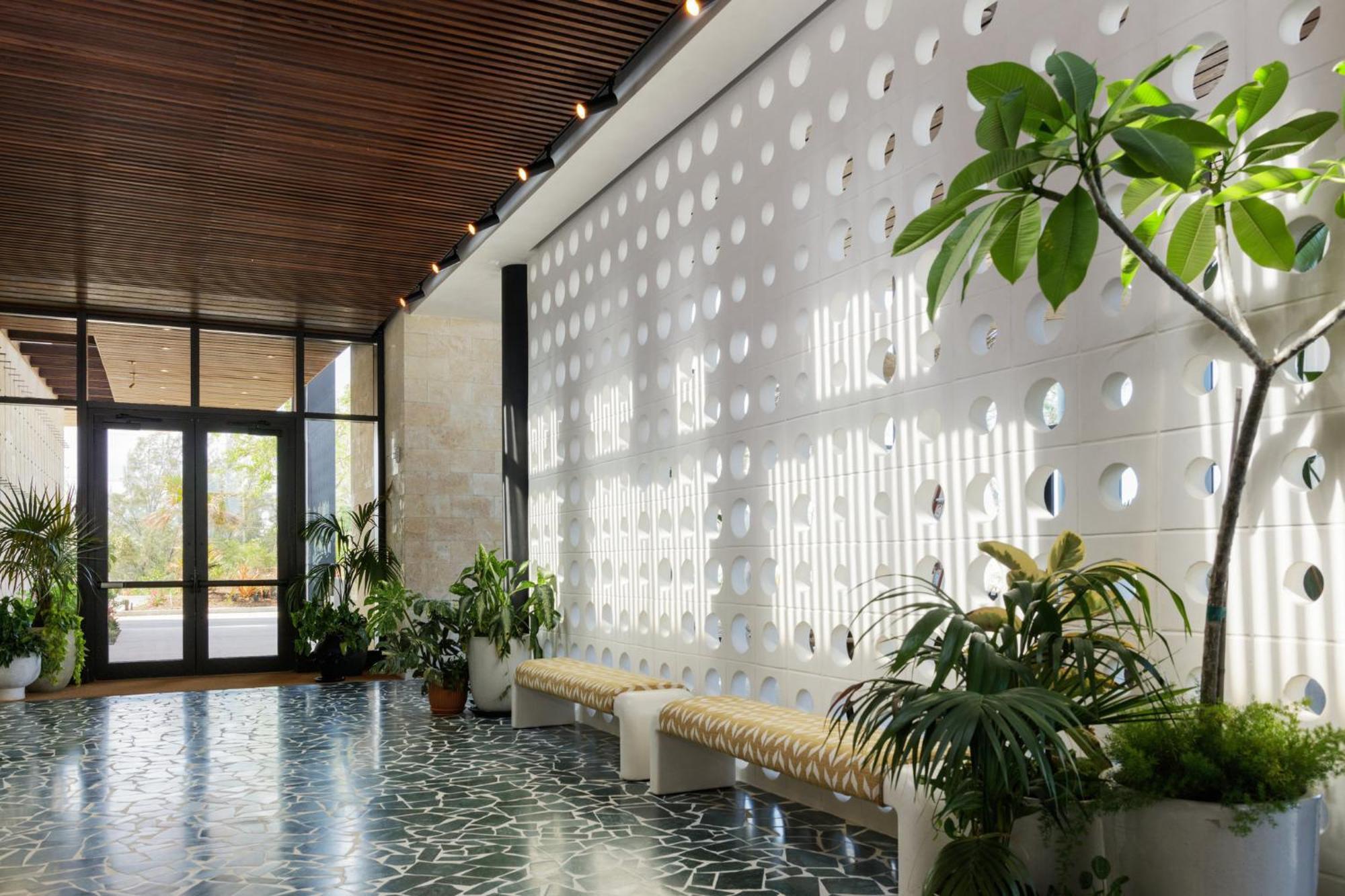 Hotel Indigo Grand Cayman By Ihg West Bay Екстер'єр фото